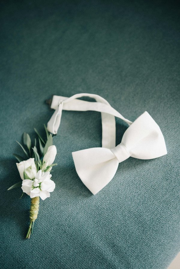 Découvrez les nœuds papillon en bois sur mesure à prix mini